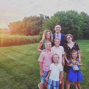 Meet your Posher, Mallory